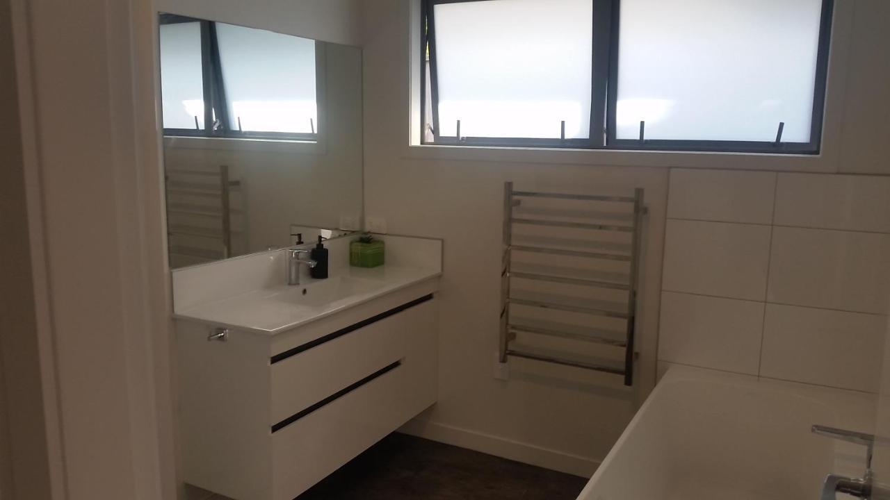 Edgehill - Semi Self-Contained Eco Friendly Home Tauranga Luaran gambar
